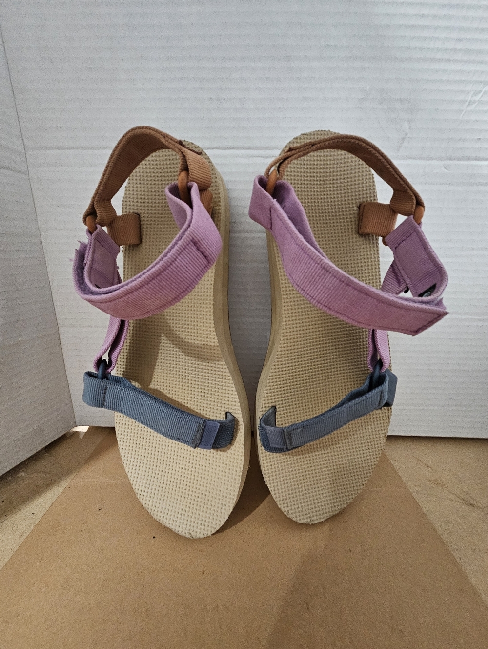 Teva Original Womens Universal Sandals. Size 11. Desert Multicolor (Bin9) - Picture 10 of 11